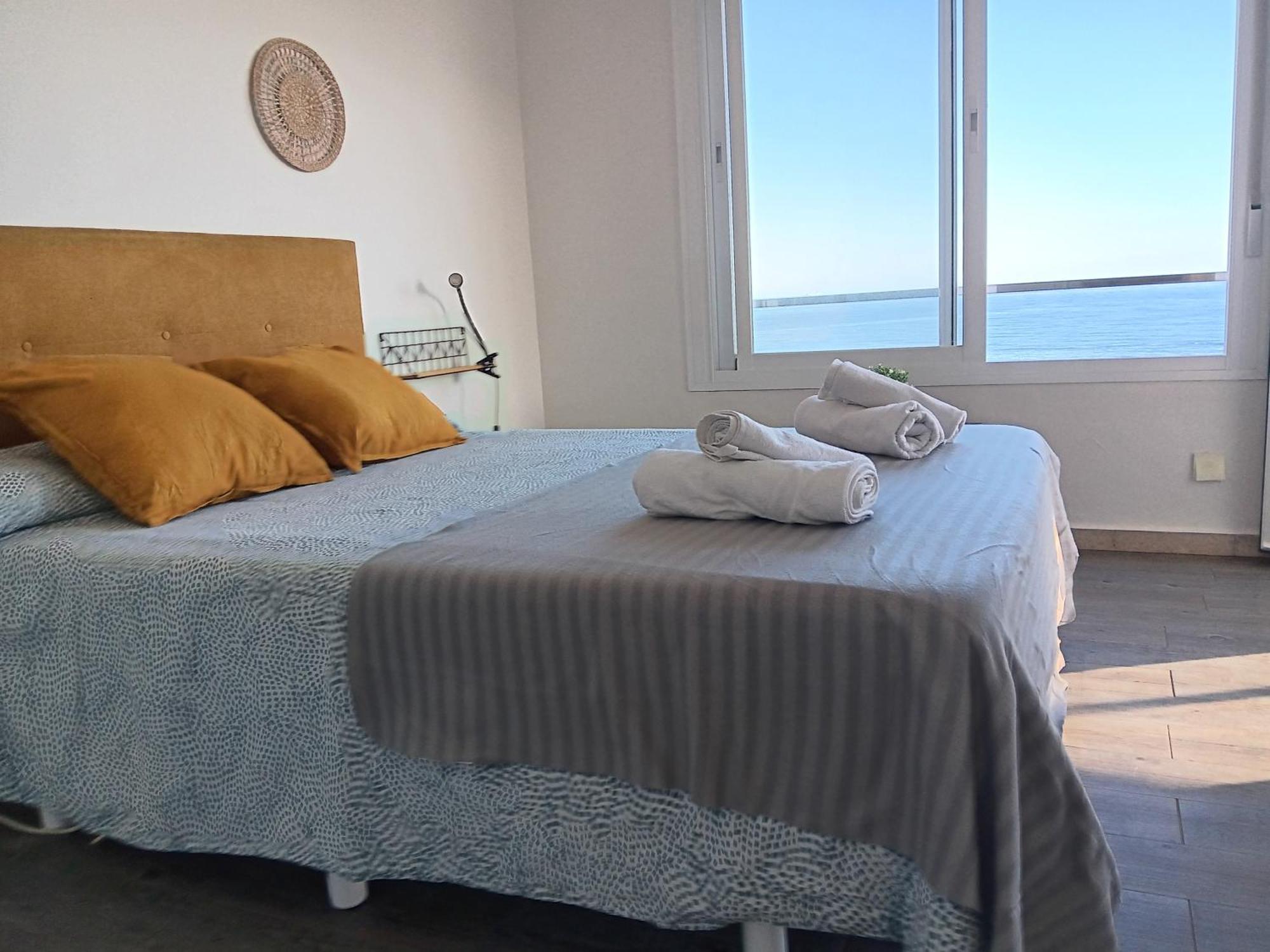 Alojamiento Iberia Playa Estepona Exterior foto